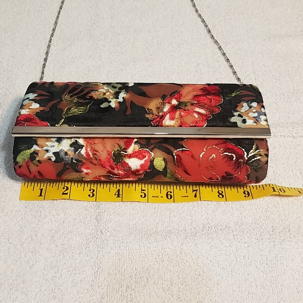 Clutch with sling - Picture 5 of 6